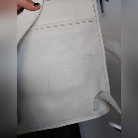 Vintage Coach White Slim Backpack 🤍 9405 - Picture 9 of 16